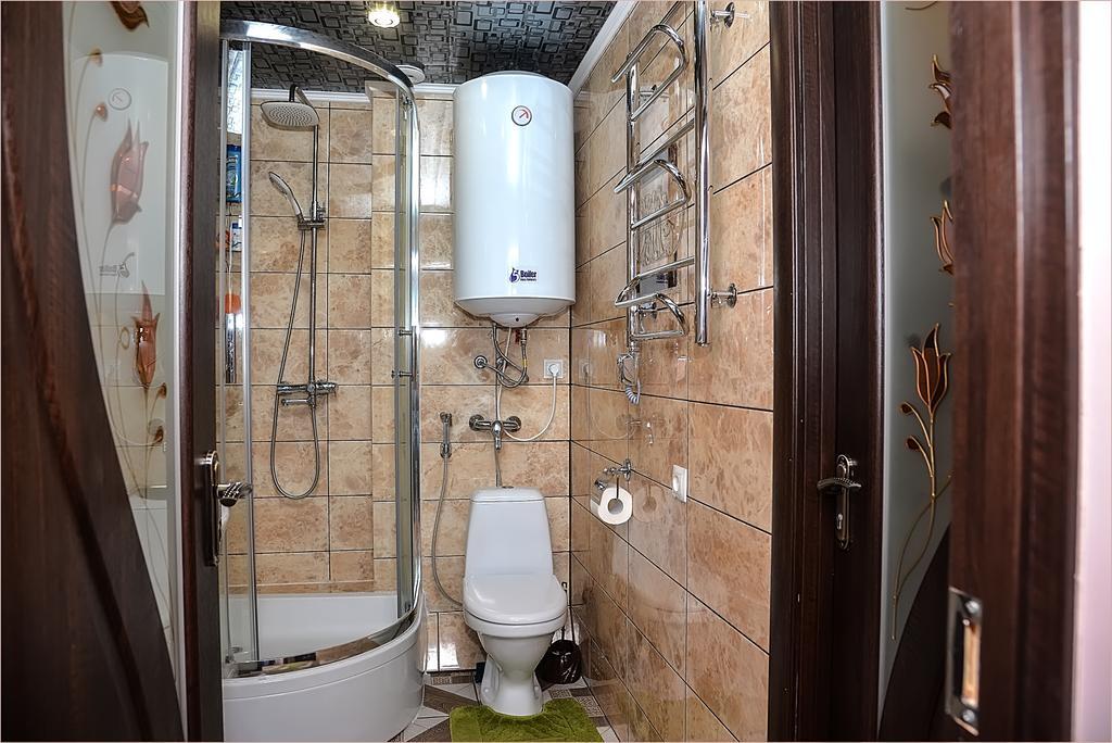 Vip-Apartments Angel Palas Chernivtsi Exterior foto
